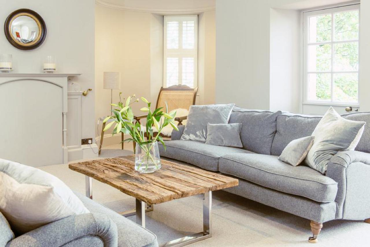 Appartement Ramsay Gardens - Grand 4-bedroom Next To Castle EDI